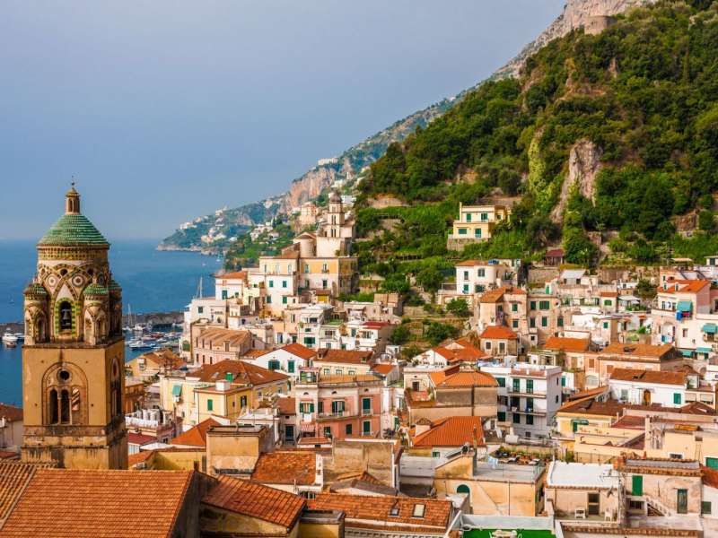Tuna Göker’in Tarih Kokan Roma ve Muhteşem Amalfi Kıyıları