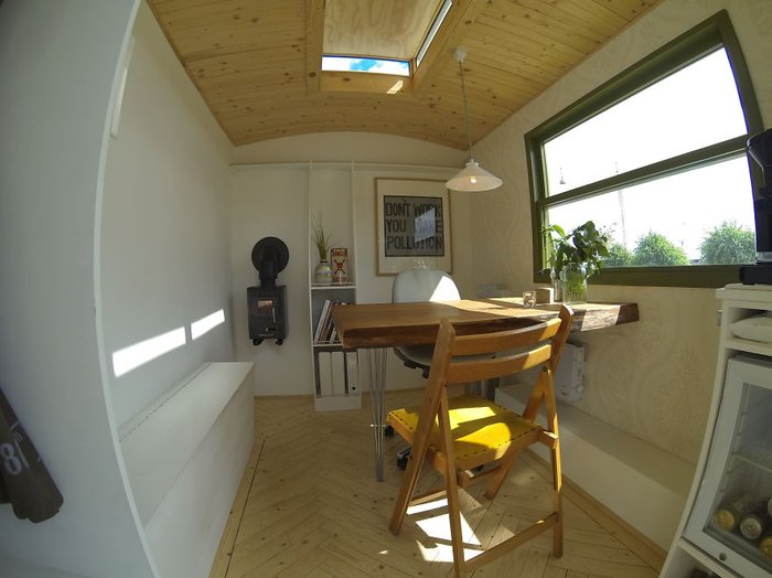 c6d74935a63443a884a9b08a5d8ee476.jpg.700x0_q85_autocrop_crop-smart_upscale