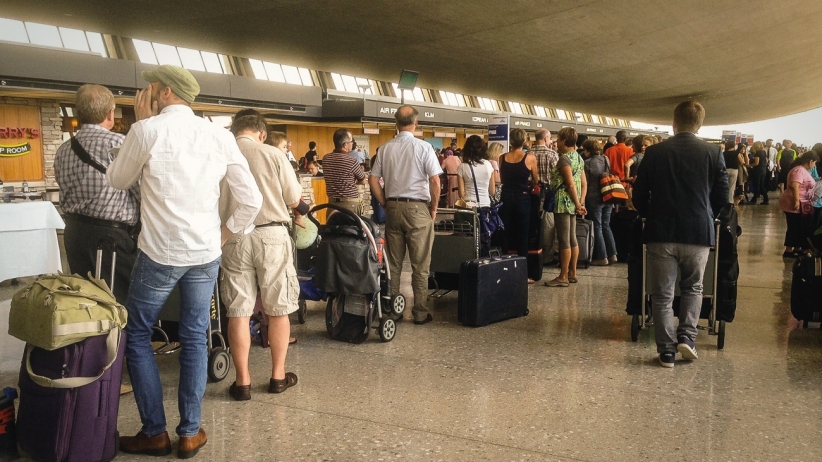 20150414204641-baggage-travel-airlines-airplane-destination