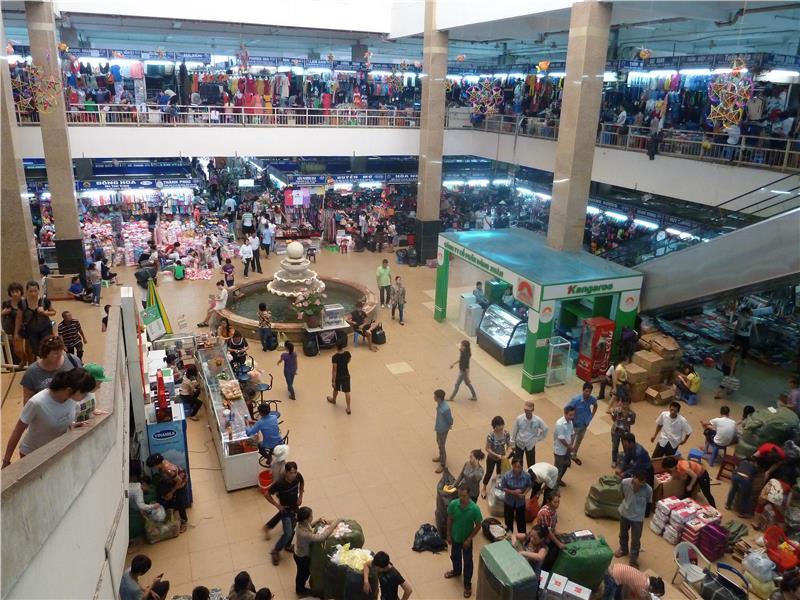 dong-xuan-market-hall