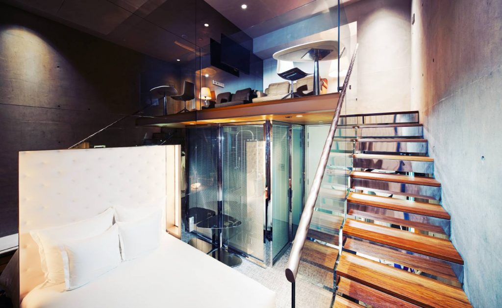 m-social-singapore-hotel-the-nice-room