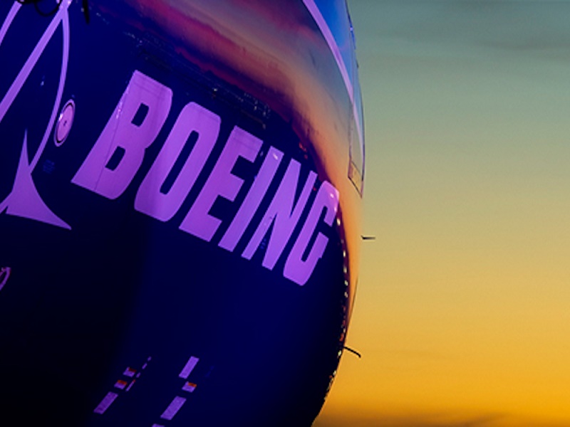 Boeing Uçak Kabin Simülatörü Üstünde Çalışmaya Başladı.