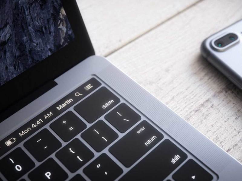 Gezginlerin Yol Arkadaşı Yeni MacBook Pro’nun Türkiye Fiyatı Belli Oldu