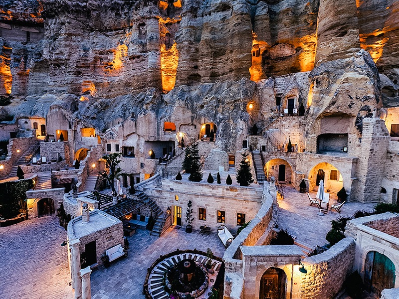 Kapadokya’da Mağarada Konaklayın, Yunak Evleri Hotel
