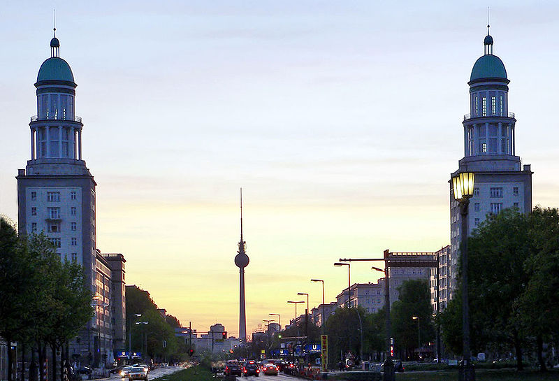 Küllerinden Yeniden Doğan Şehir, Berlin Rehberi