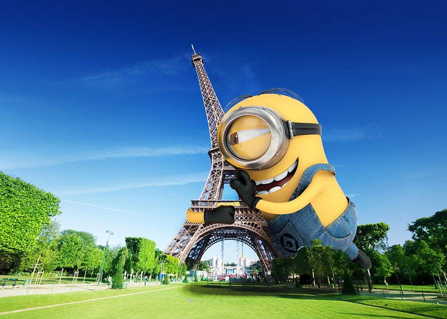 After-giant-inflatable-minion-causes-chaos-designers-imagine-them-taking-over-the-world10__880