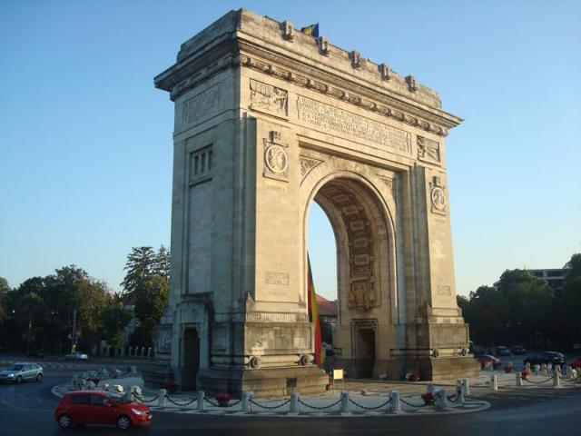 Arcul-de-Triumf-din-Bucuresti-