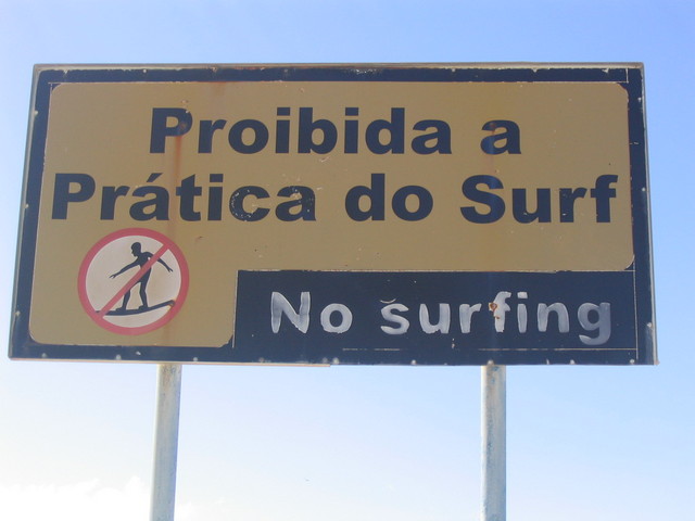 cartel recife boa viagem beach