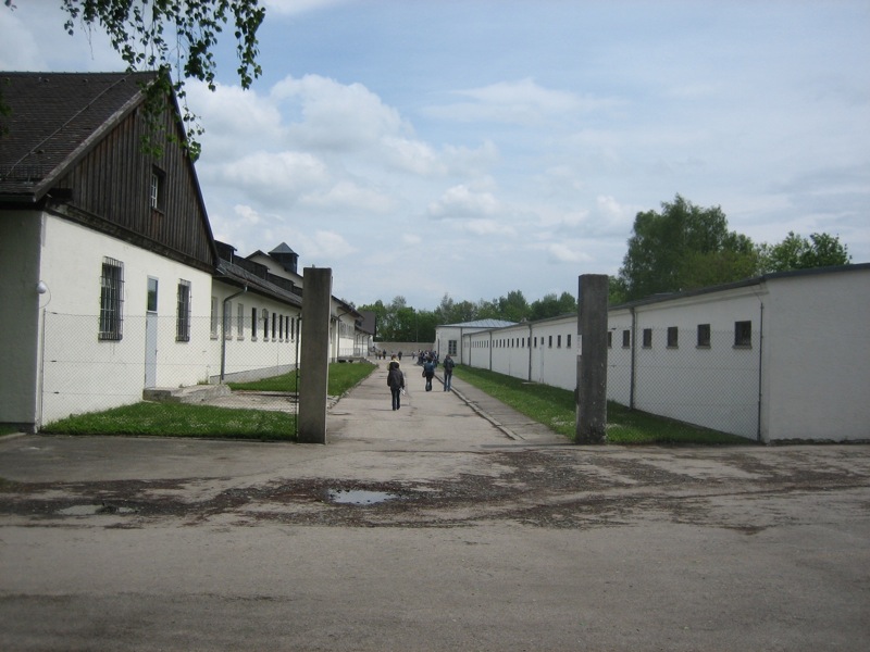 dachau_camp