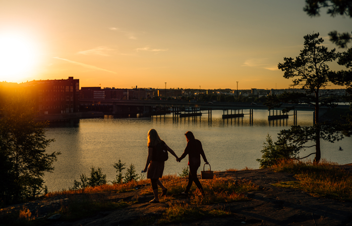 Helsinki’de günbatımı. © Jussi Hellsten
