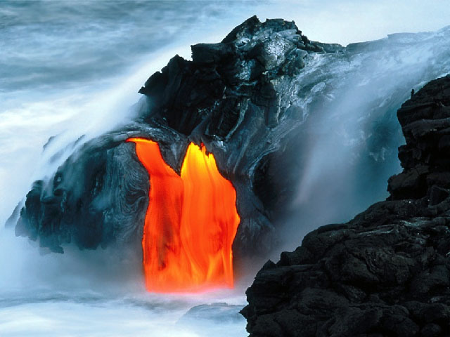 mount_kilauea_lava_2
