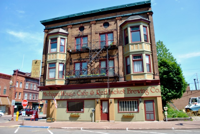 the-michigan-house-cafe-and-brewery