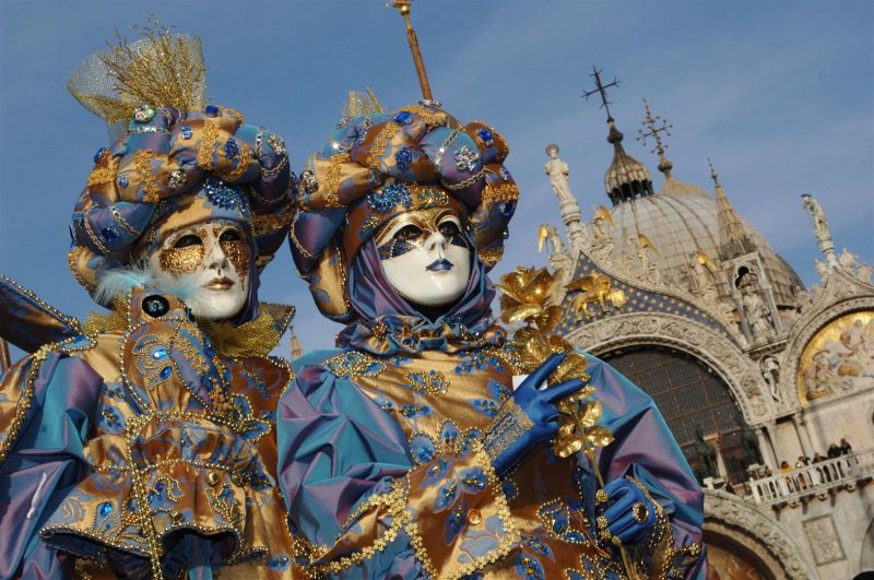 Güneş Akdoğan ile Venedik Karnavalı Turu
